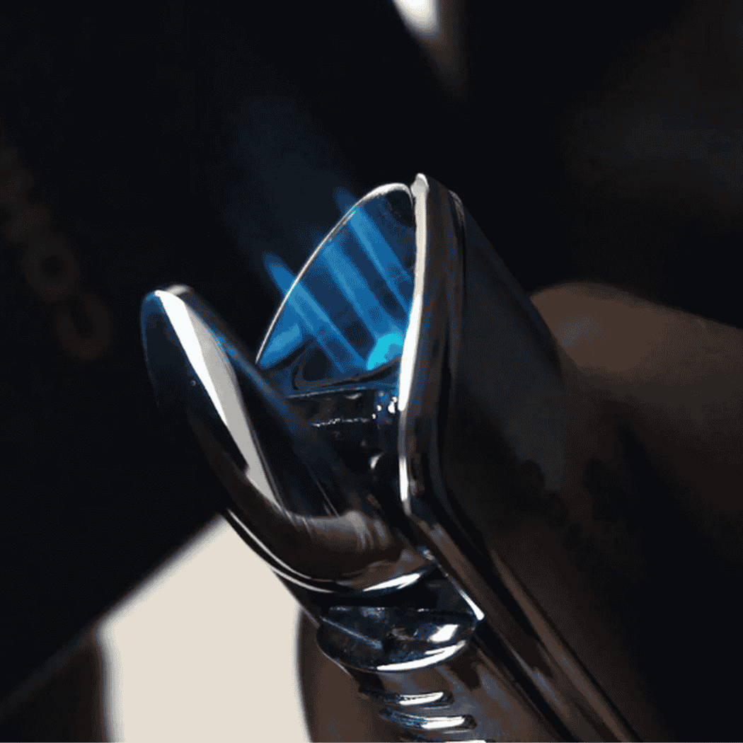 Cohiba Sigarenaansteker Glans Zwart  vlam