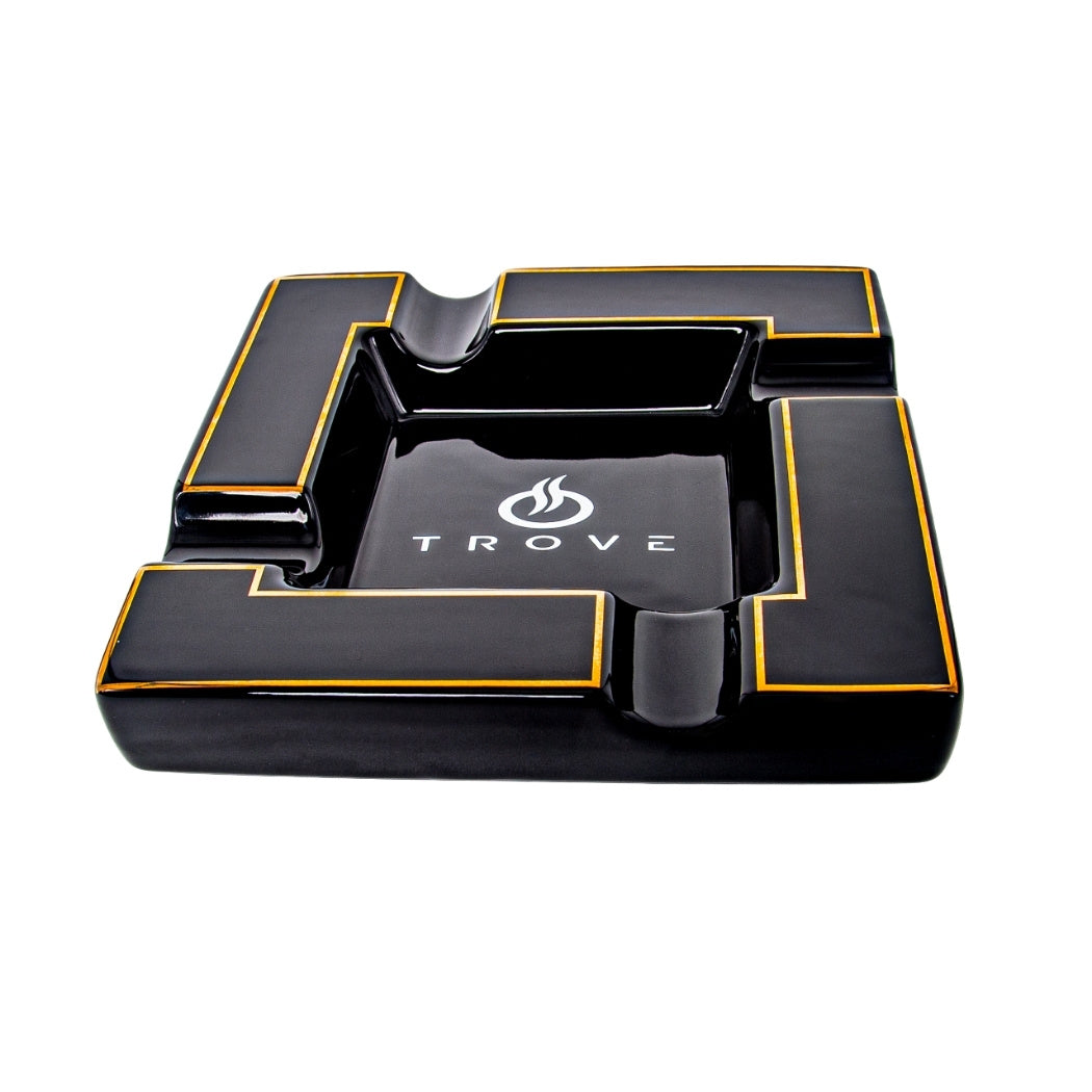 Trove Luxe Sigarenasbak Keramiek – Zwart met Goud schuin voor