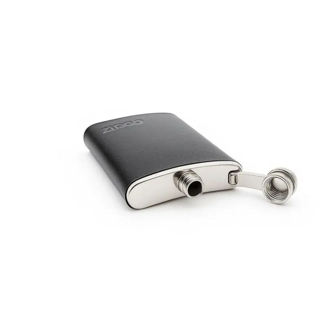 Zippo Heupfles rvs leren afwerking liggend 2
