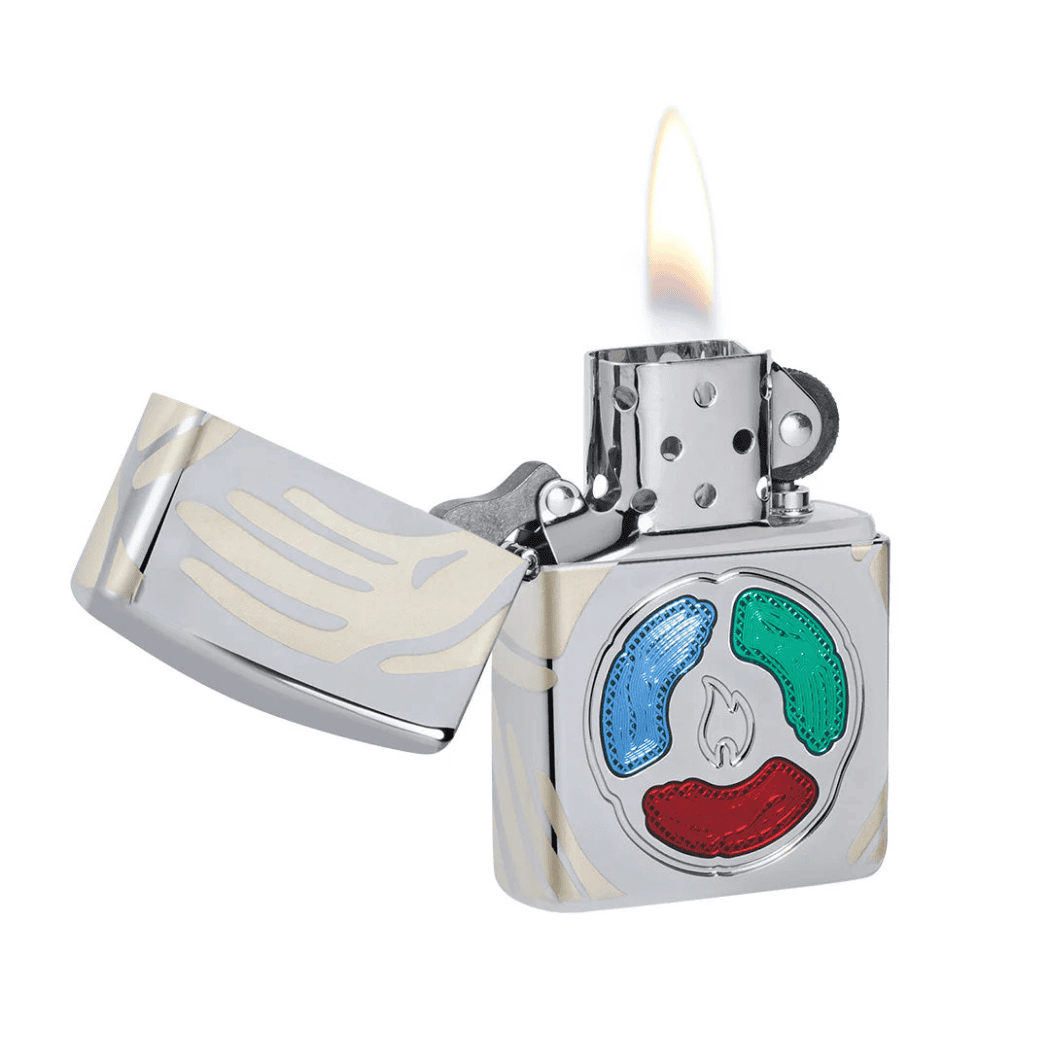 Zippo Keeper of the Flame 2025  open vlam 1