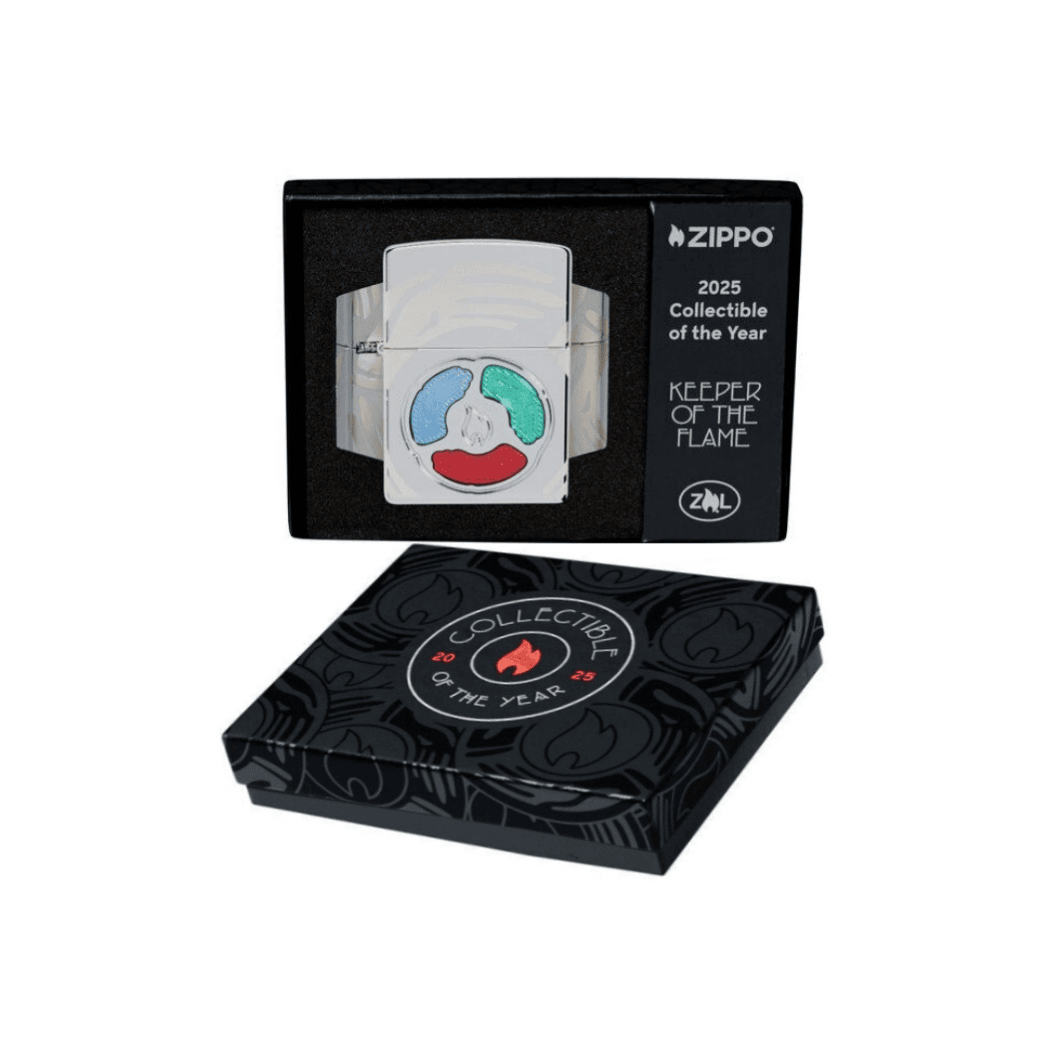 Zippo Keeper of the Flame 2025  sfeerfoto