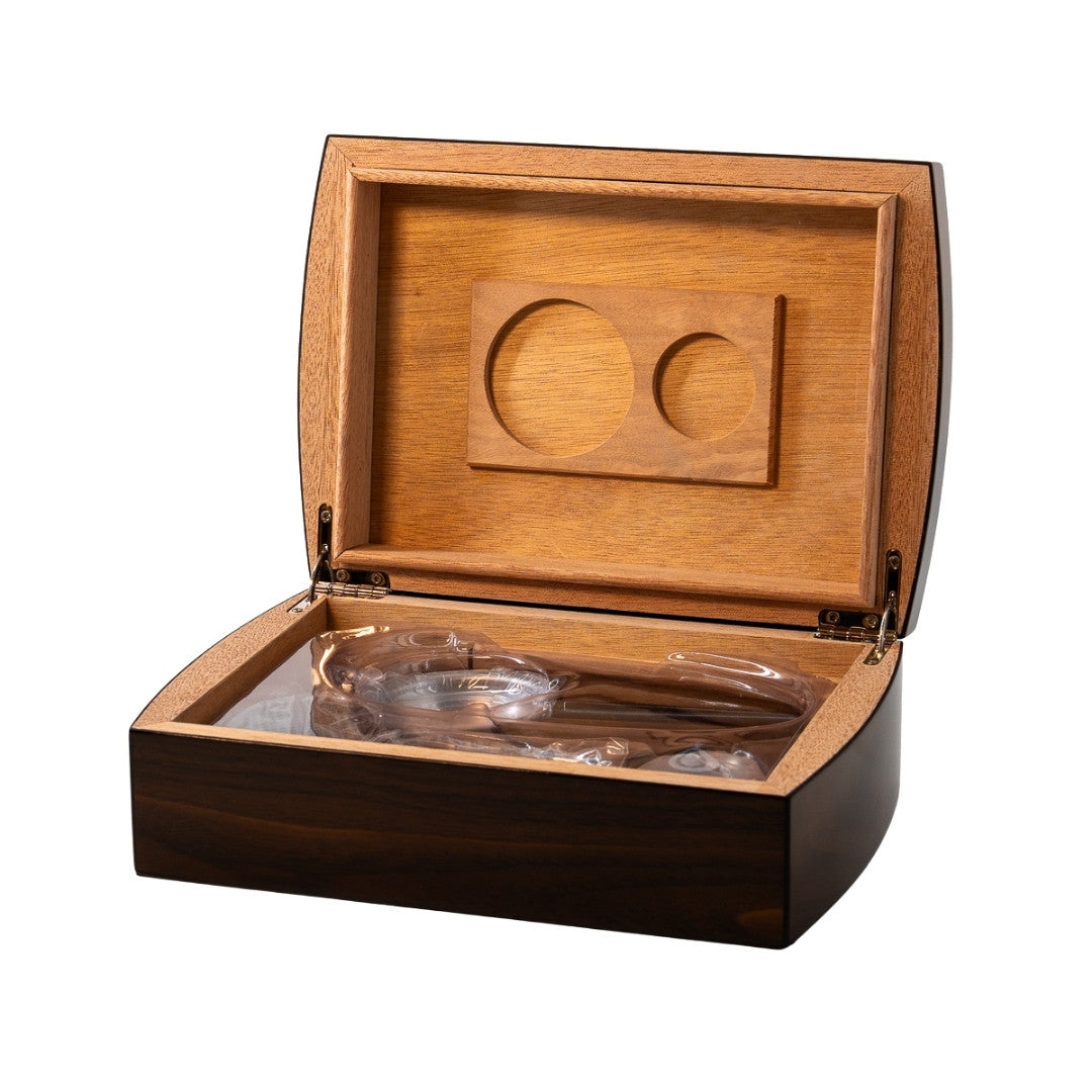 sigaren humidor set met sigarenknipper en sigarenasbak open deksel